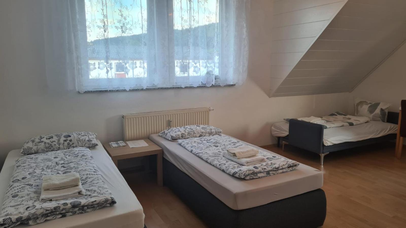 Schlafzimmer 1 Mit Top Aussicht Ueber Weilstetten באלינגן מראה חיצוני תמונה